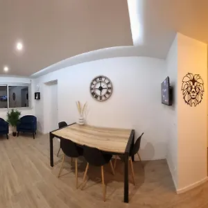 cosy-apartments-chambres-avec-douche-privative-metro-wifi.midi-pyreneeshotels.com/